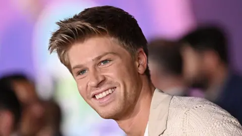 Robert Irwin Dances to Victory on 'Dancing with the Stars'!