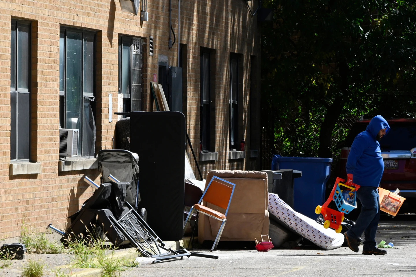 Chicago's Intense Immigration Raid Shakes Residents