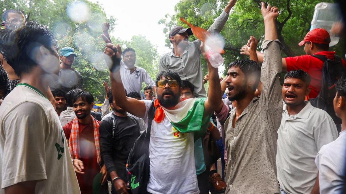 Delhi in a Protest‑Storm: 'Cockroach' Movement Grows, Modi’s Govt Under Pressure