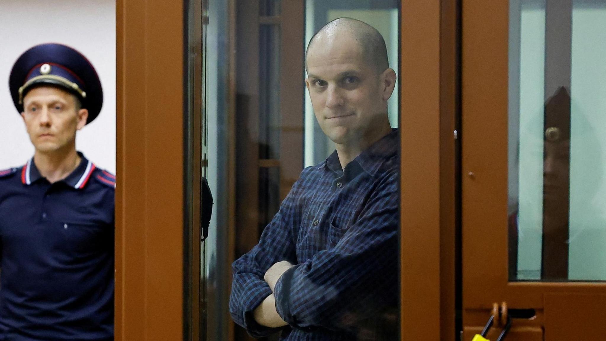 Caught in a Trap: How a Journalist Got Held in Russia and Made a 16‑Month Prison Sprint